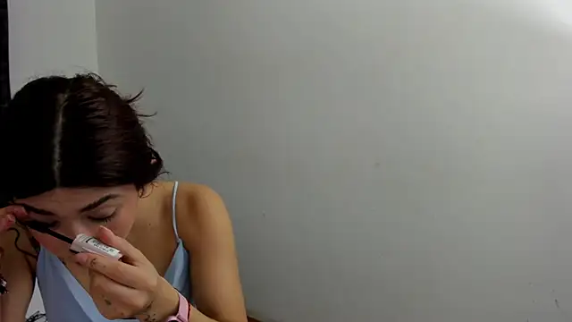 AnnyCherry  online show from 02-12-26, 08:41