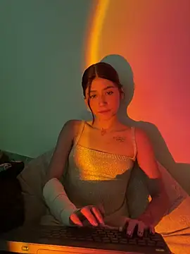 Snapshot of AnnyCherry_ chatting on 01-28-25, 09:29 AnnyCherry  online show from 01-28-25, 09:29