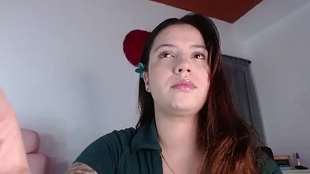 Snapshot of melody__bleir chatting on 01-16-26, 01:31 melody bleir online show from 01-16-26, 01:31