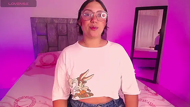 DIANEE 01 online show from 11-01-25, 09:19