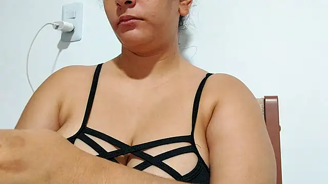 Snapshot of leximaxell chatting on 12-20-25, 10:07 leximaxell online show from 12-20-25, 10:07