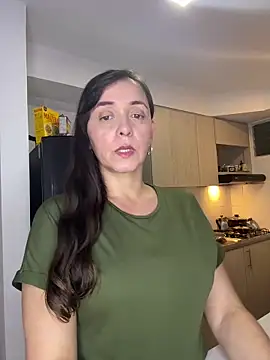 natalie cowens online show from 03-25-26, 01:28