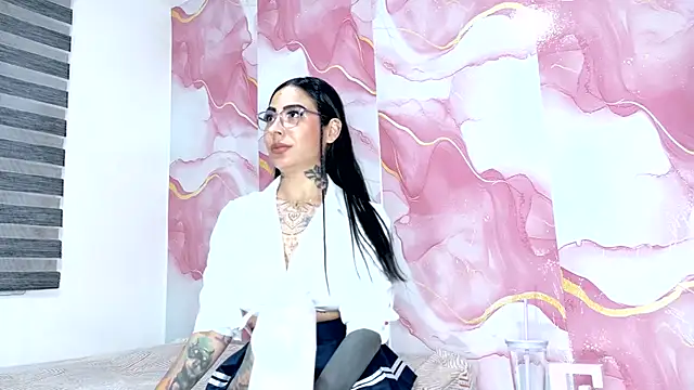 EmiliMontero online show from 05-28-26, 01:13