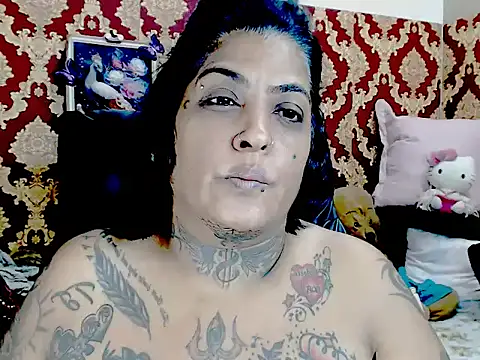 Indiancatz2 online show from 11-25-25, 05:46