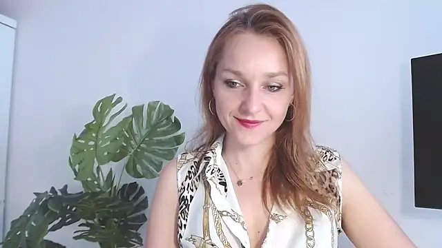 AliciaDesire online show from 04-01-26, 06:15