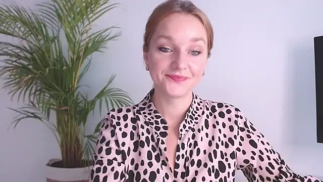 AliciaDesire online show from 10-30-25, 06:55