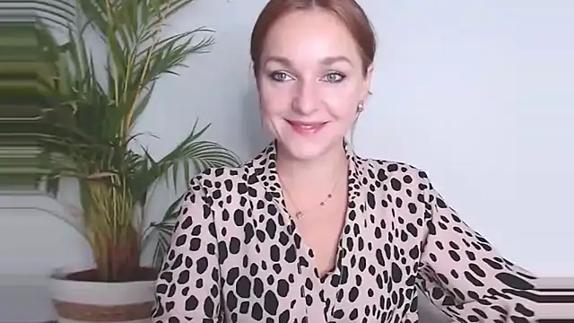 AliciaDesire online show from 11-13-25, 07:01