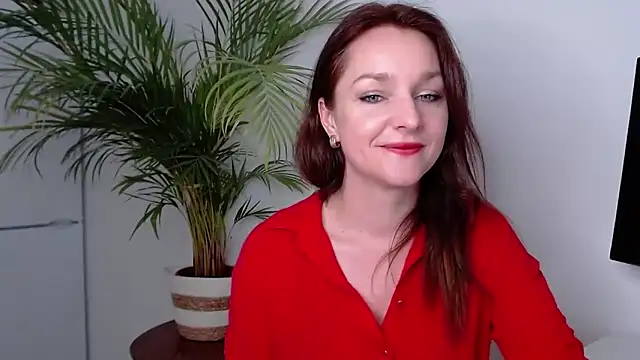 Snapshot of AliciaDesire chatting on 03-11-25, 11:23 AliciaDesire online show from 03-11-25, 11:23