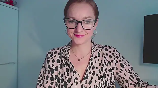 AliciaDesire online show from 02-25-26, 06:46