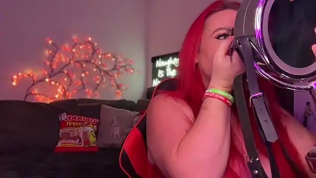 redxxxvixen online show from 12-18-25, 02:32