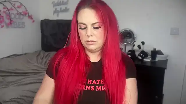 redxxxvixen online show from 05-06-26, 12:31