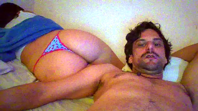 couplemilk online show from 04-21-26, 02:51