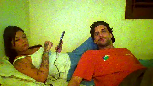 couplemilk online show from 04-21-26, 02:03