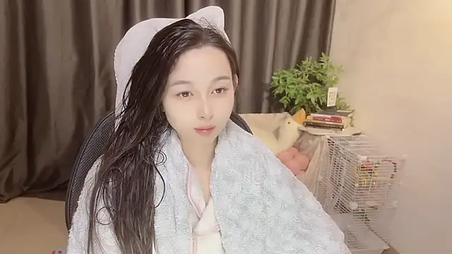 Gina-520 online show from 02-08-26, 02:59