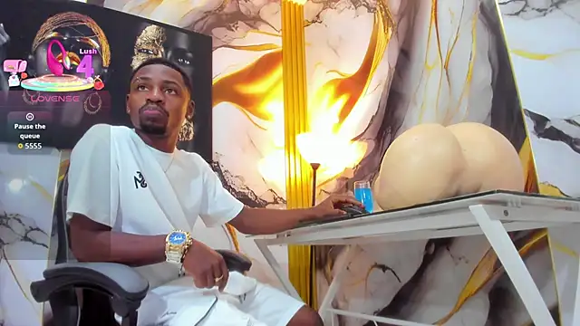 Thomas shelbys online show from 10-25-25, 03:17