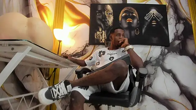 Thomas shelbys online show from 10-05-25, 03:41