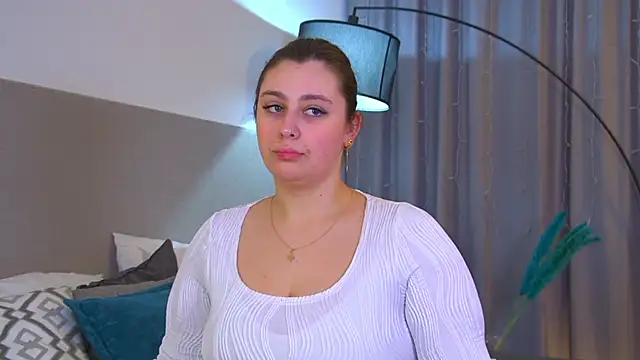 MaryMurray online show from 11-17-25, 06:34