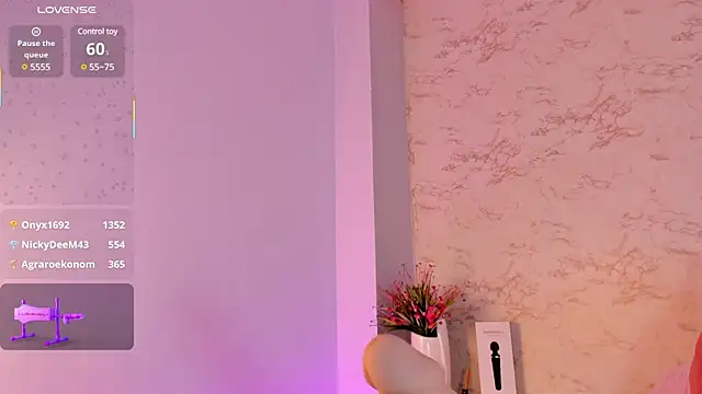 Snapshot of Hannablazze chatting on 03-02-25, 09:21 Hannablazze online show from 03-02-25, 09:21