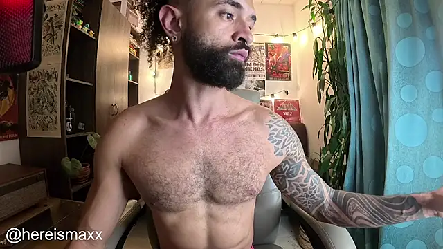 MaxG   online show from 10-29-25, 01:48