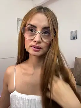 MiaaLoren online show from 01-17-26, 05:16