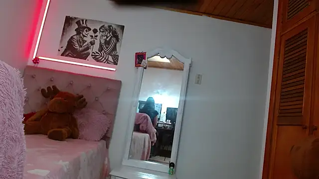 tifanny-squirt online show from 02-26-26, 01:55