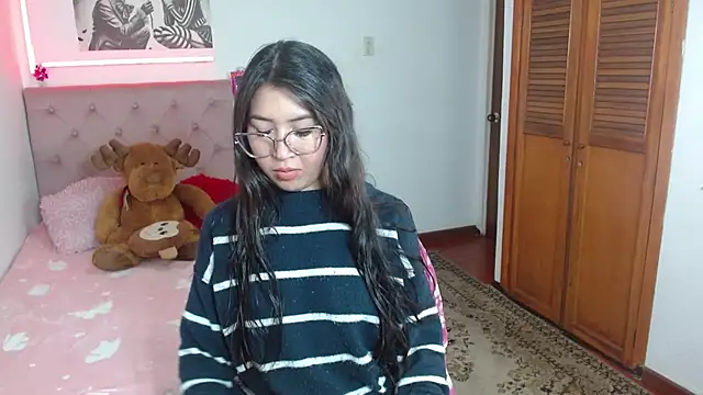 tifanny-squirt online show from 12-18-25, 02:05