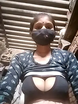 Snapshot of Ritu-0143 chatting on 04-22-26, 03:52 Ritu-0143 online show from 04-22-26, 03:52