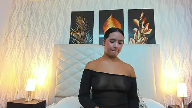 Snapshot of Amberr_Greyy chatting on 02-10-25, 02:48 Amberr Greyy online show from 02-10-25, 02:48
