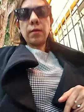 Snapshot of Lunababymylove chatting on 01-31-26, 09:46 Lunababymylove online show from 01-31-26, 09:46