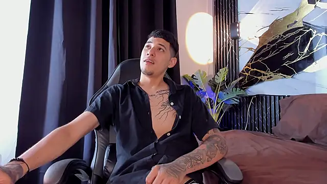 kyle smithxx online show from 12-13-25, 10:27