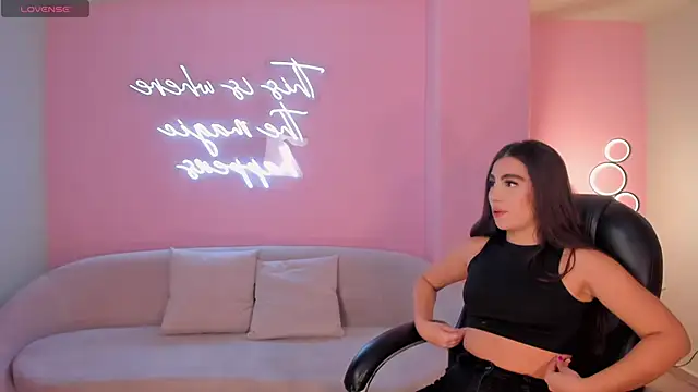 DolcieElliot online show from 02-25-25, 12:16