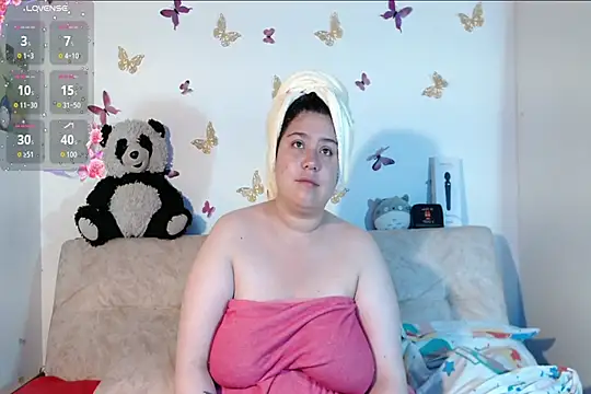 LennaTurnerr online show from 02-11-26, 12:49