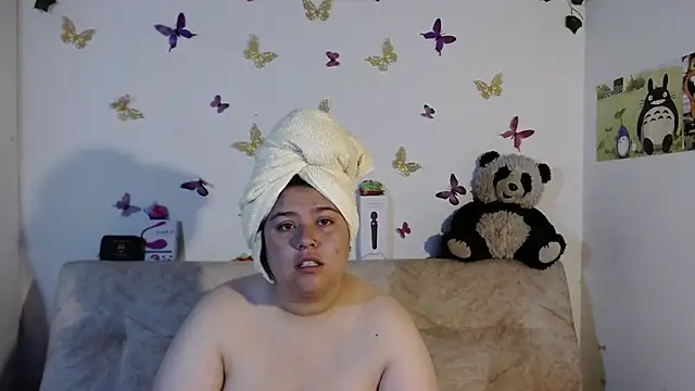 LennaTurnerr online show from 07-15-26, 05:42