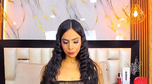 GiahDaniels online show from 02-04-25, 04:48