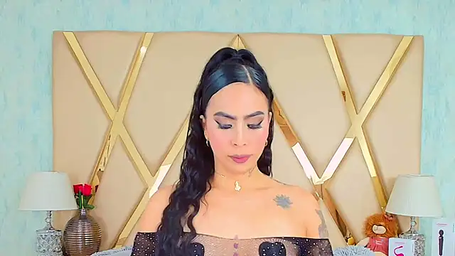 GiahDaniels online show from 02-26-25, 08:47