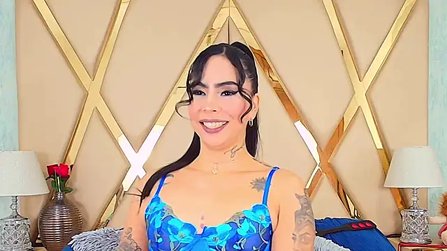 GiahDaniels online show from 02-21-25, 08:05