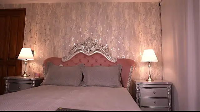 Snapshot of AngelineConnor chatting on 10-03-25, 11:06 AngelineConnor online show from 10-03-25, 11:06