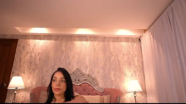 AngelineConnor online show from 11-14-25, 10:35