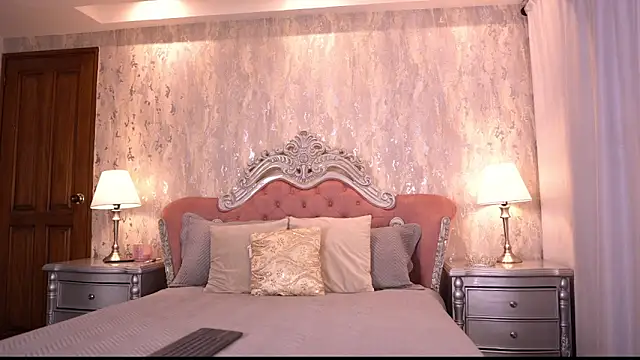 AngelineConnor online show from 12-16-25, 10:14