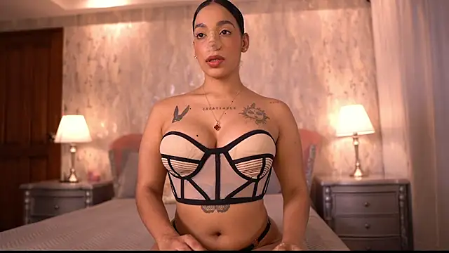 AngelineConnor online show from 11-12-25, 10:35