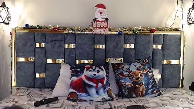 Snapshot of ling_ling24 chatting on 12-04-25, 12:37 ling ling24 online show from 12-04-25, 12:37