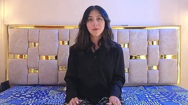 Snapshot of ling_ling24 chatting on 01-09-26, 02:29 ling ling24 online show from 01-09-26, 02:29