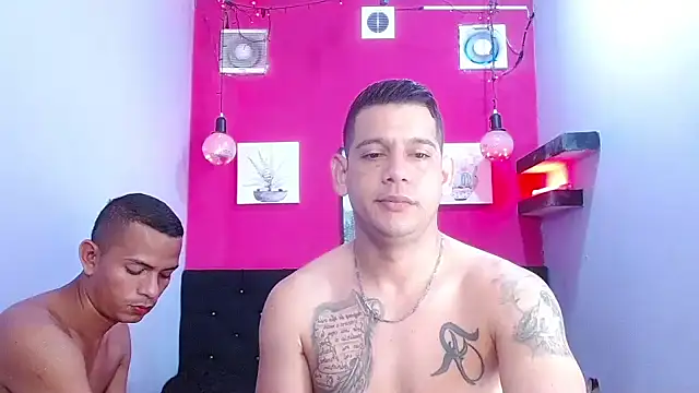 hugecocks hot online show from 05-29-26, 08:04