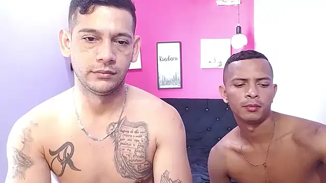 hugecocks hot online show from 05-20-26, 08:06