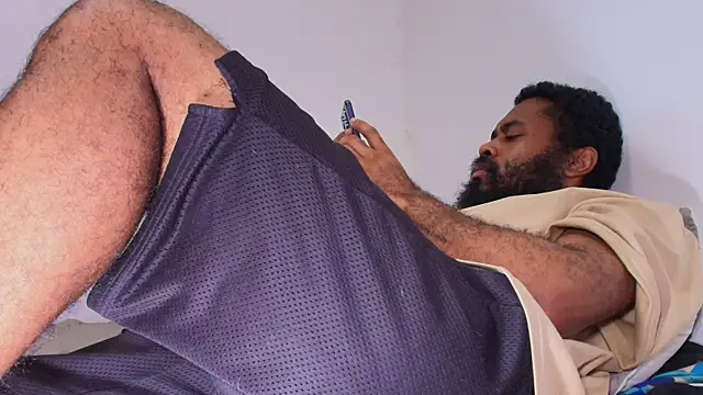 KaelMoreau online show from 04-07-26, 11:56