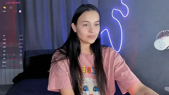 Snapshot of _Sweetie_ chatting on 02-06-25, 12:48 Sweetie online show from 02-06-25, 12:48