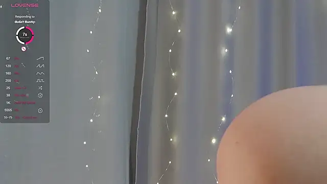 Snapshot of _Sweetie_ chatting on 02-20-25, 01:51 Sweetie online show from 02-20-25, 01:51