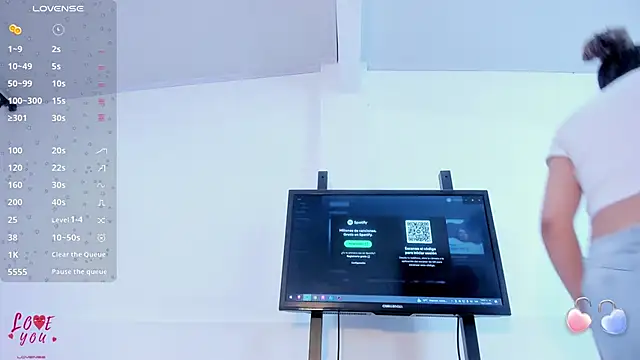 Vahiolet smith online show from 11-14-25, 03:54