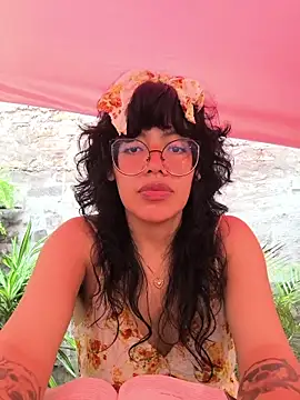 Snapshot of Fun_Everywhere chatting on 02-01-26, 03:54 Fun Everywhere online show from 02-01-26, 03:54