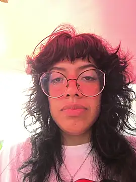 Snapshot of Fun_Everywhere chatting on 02-04-26, 02:12 Fun Everywhere online show from 02-04-26, 02:12